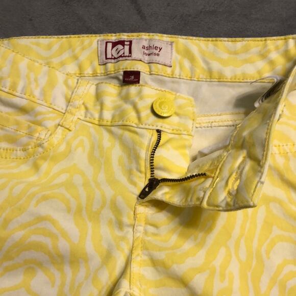L.e.i. Ashley low rise Yellow Zebra print pants Juniors Size 3 Y2K Skinny - Picture 3 of 7